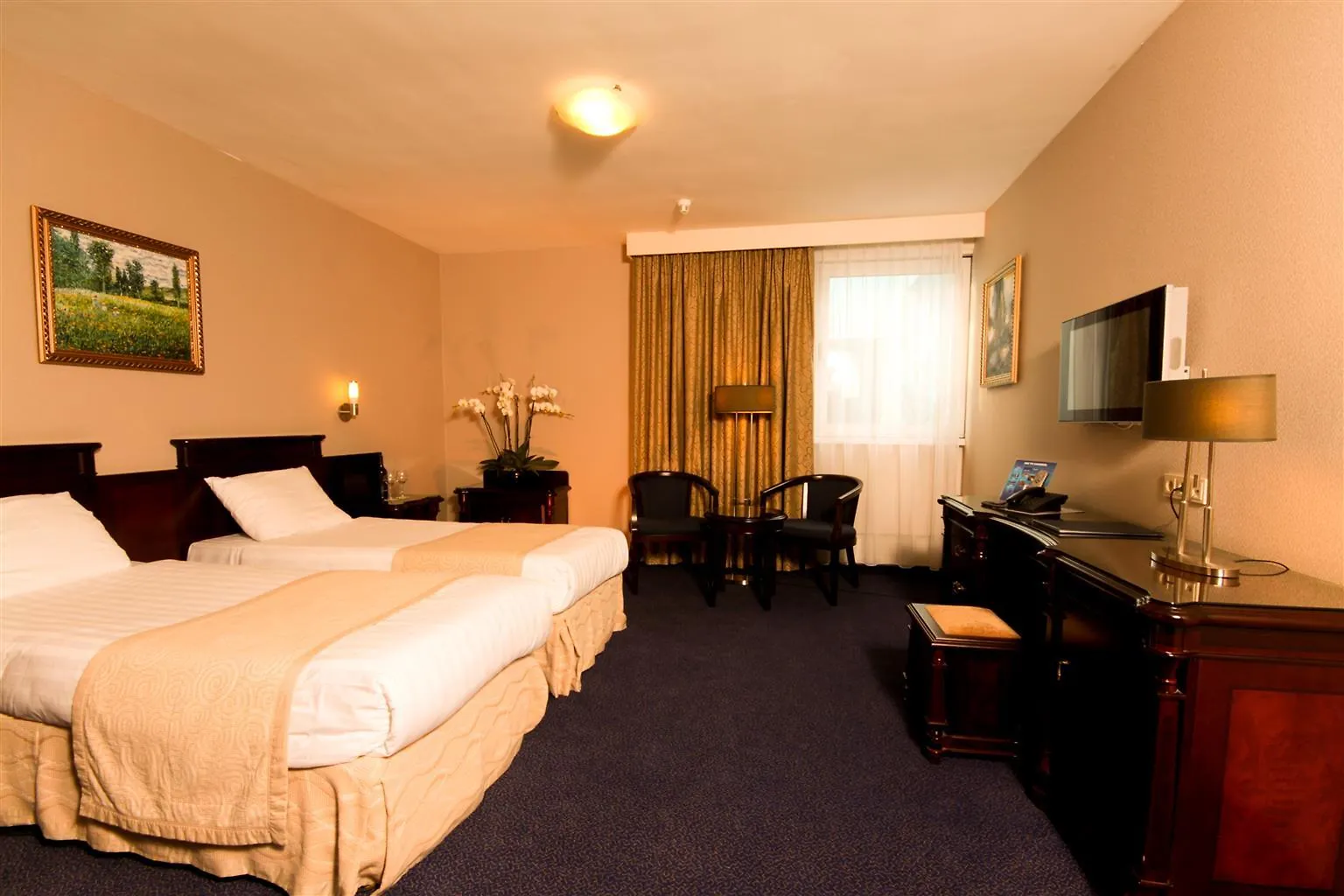 Xo Hotels Blue Square Amsterdam 3*,  Niederlande