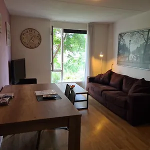Homestay Johan's B&b, Dakterras & Goedkoop Parkeren - Sinds 2014, Amsterdam