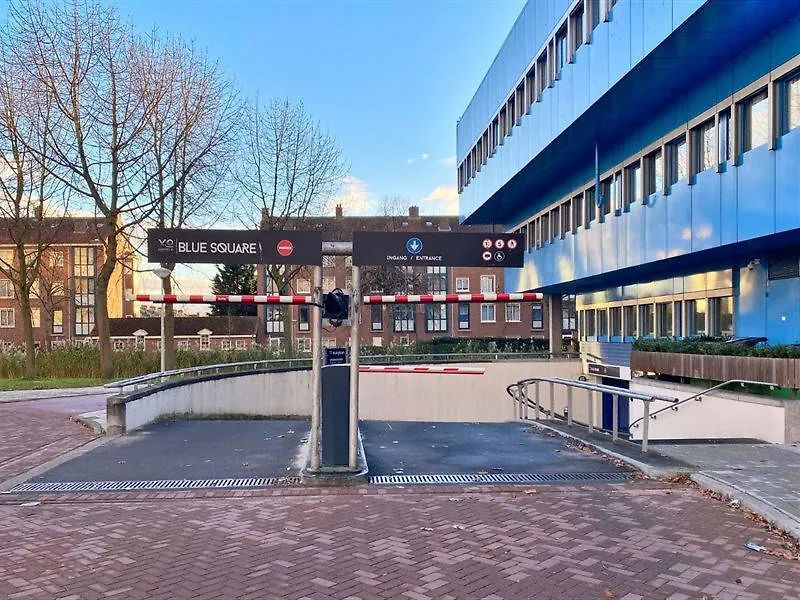 Xo Hotels Blue Square Amsterdam 3*,