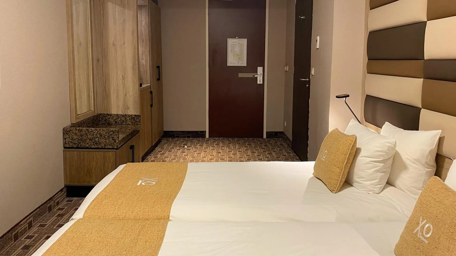Xo Hotels Blue Square Amsterdam